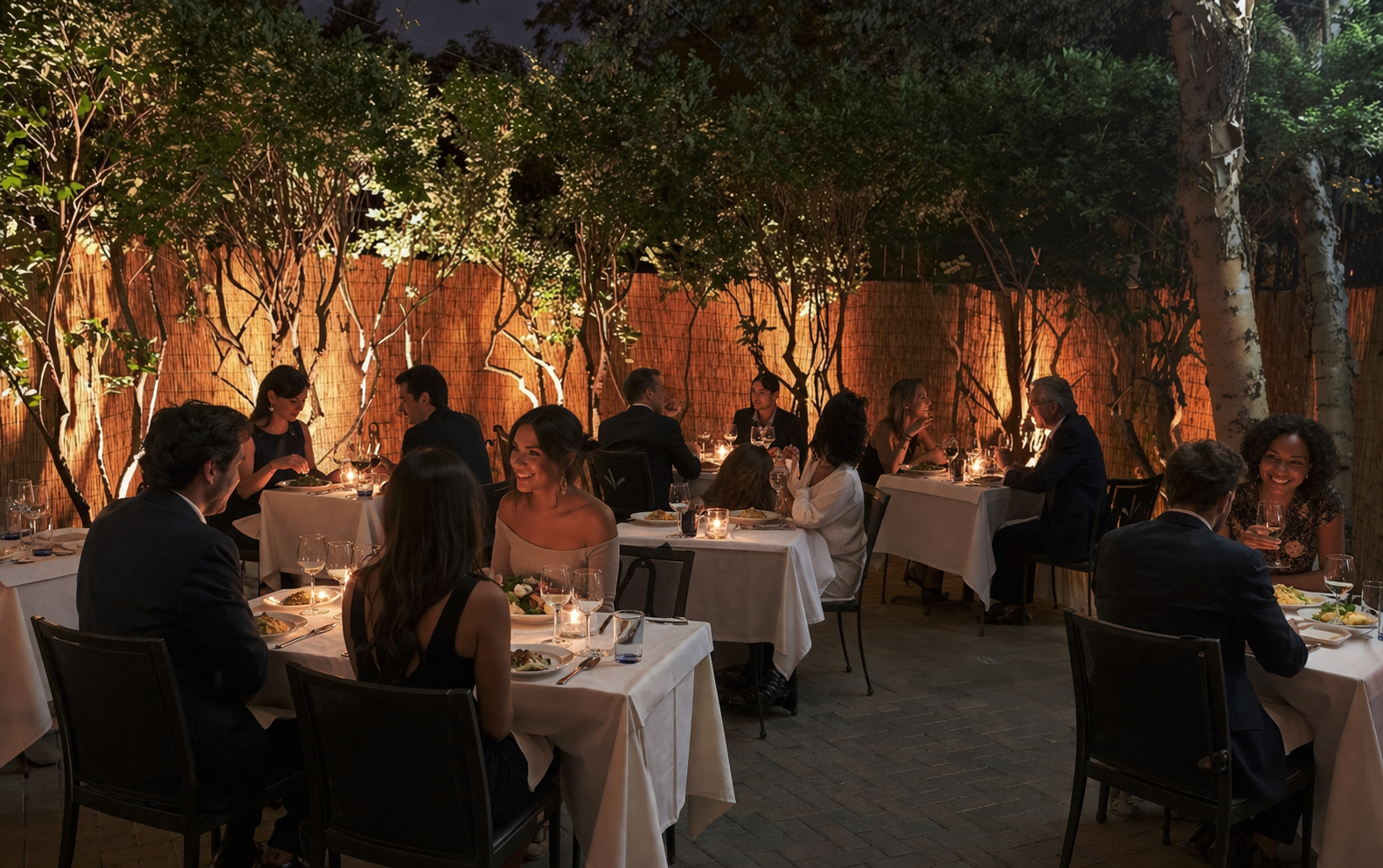 Sotto Sotto — cozy Italian dining room