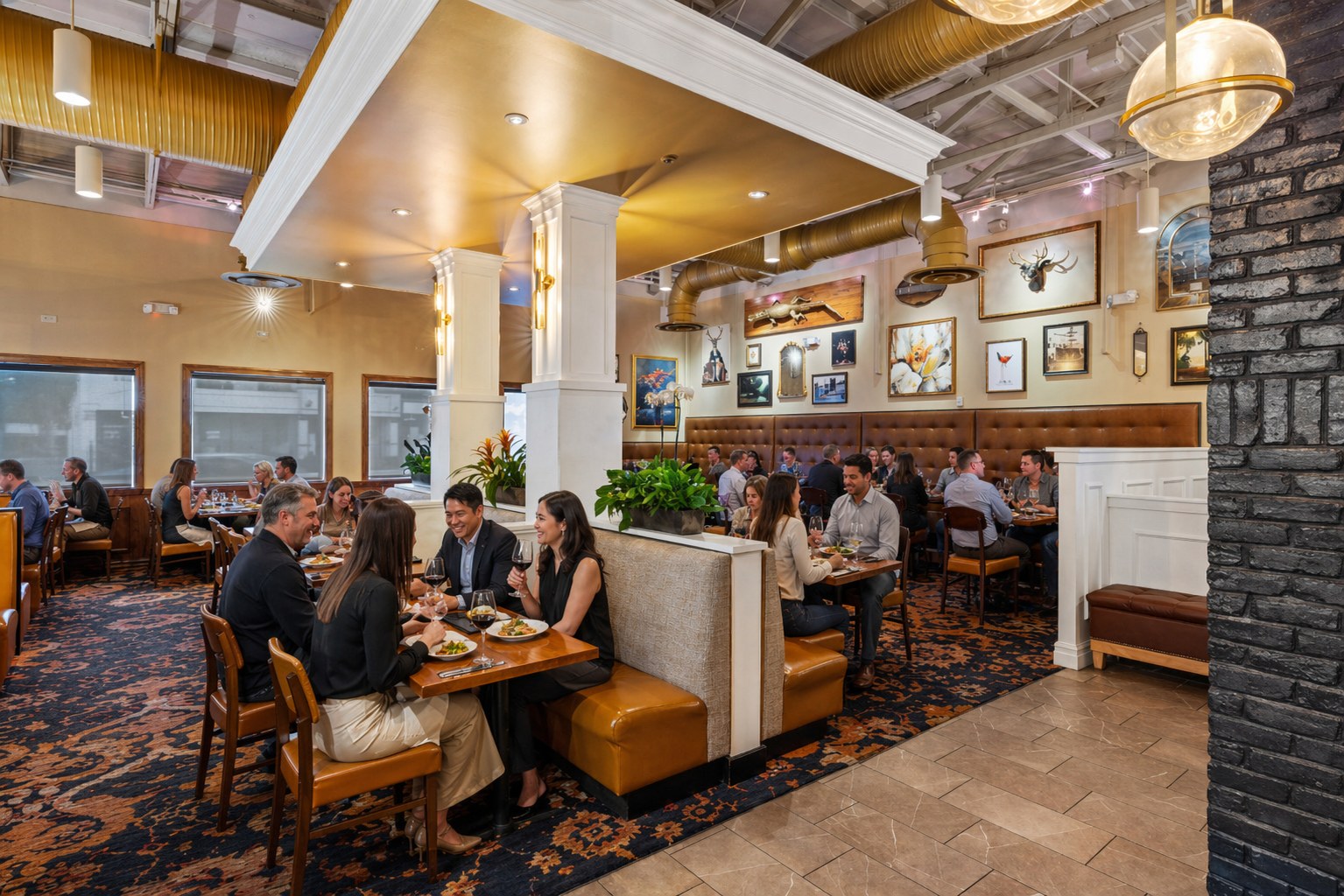 The Ravenous Pig — gastropub with craft beers and seasonal American plates